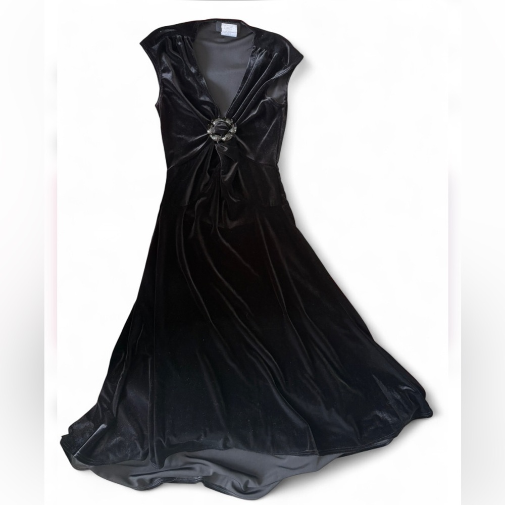 B Darlin Classic Black Velvet Women's Evening Dress